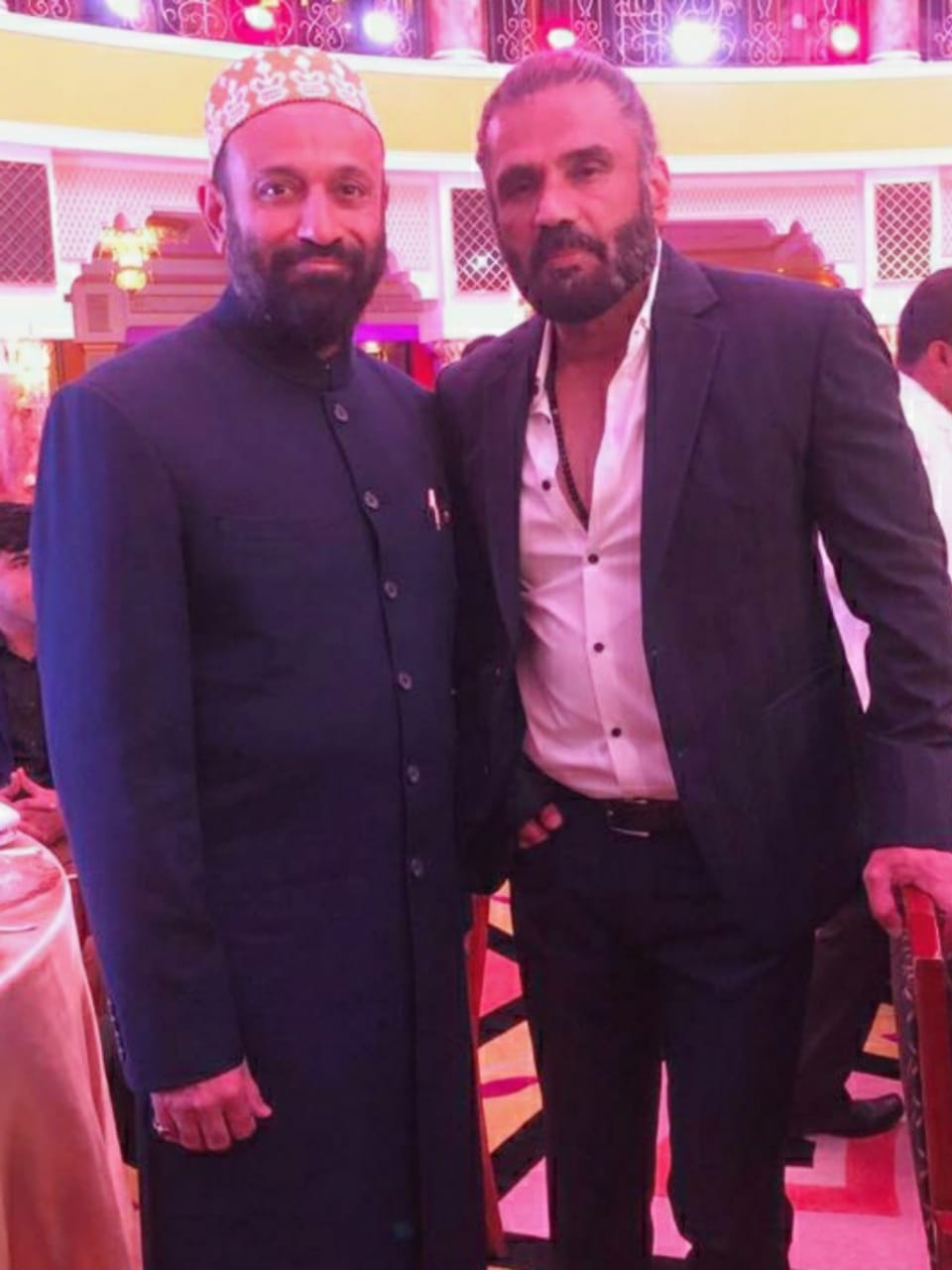 Dr. Mustafa Saasa with Mr. Sunil Shetty - Indian Film Actor, Producer & Entrepreneur 